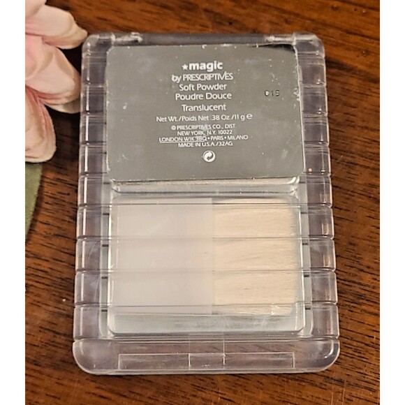 READ Vintage PRESCRIPTIVES Magic SOFT POWDER in Translucent .38 oz / 11 g - Picture 8 of 13